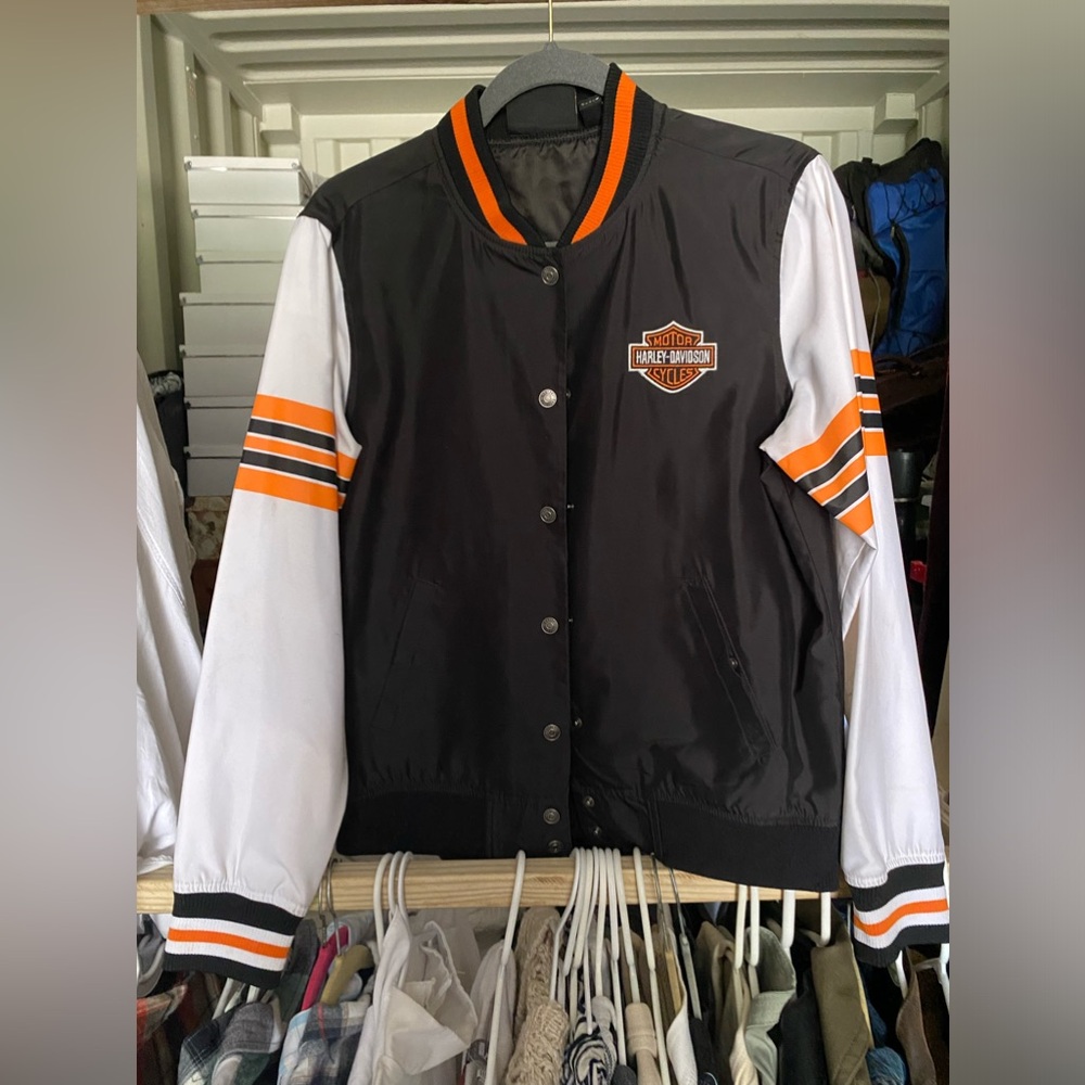 Women’s Harley Davidson jacket size medium excellent condition